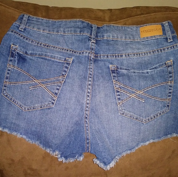 Shorty - Picture 2 of 2